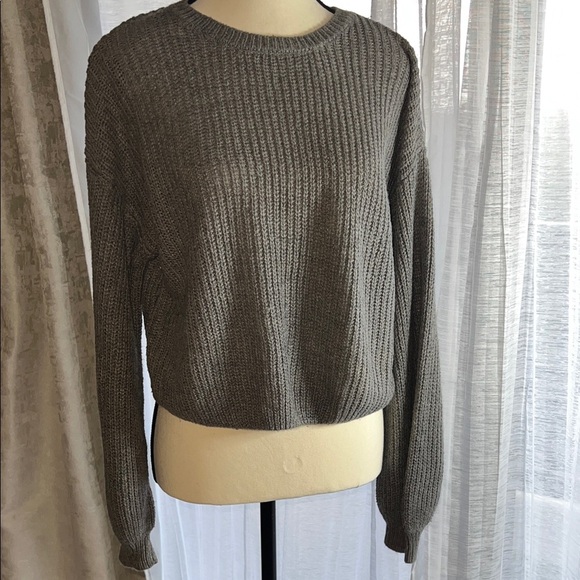 Forever 21 Gray Crew Neck Sweater - Picture 2 of 10